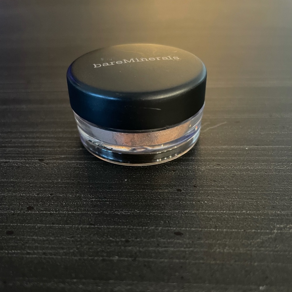 BareMinerals City Lights
Loose Powder Eyeshadow
